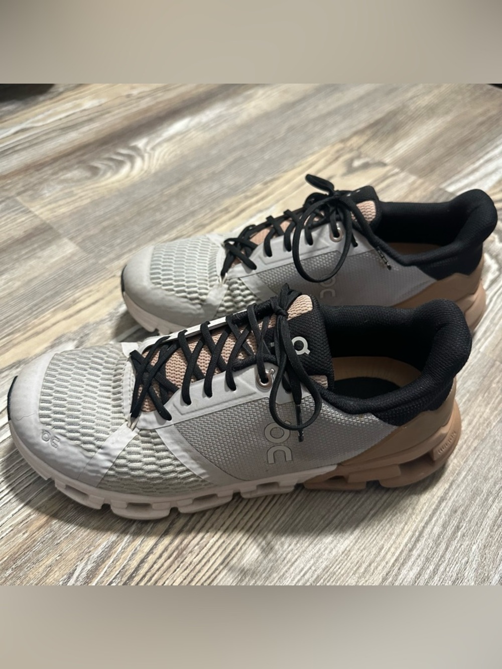 Womens ON Cloudflyer 'Glacier Rosebrown', size 9.5
